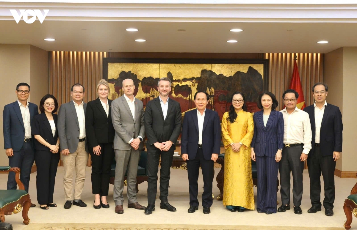RMIT encouraged to play bigger role in Vietnam’s high-tech workforce development